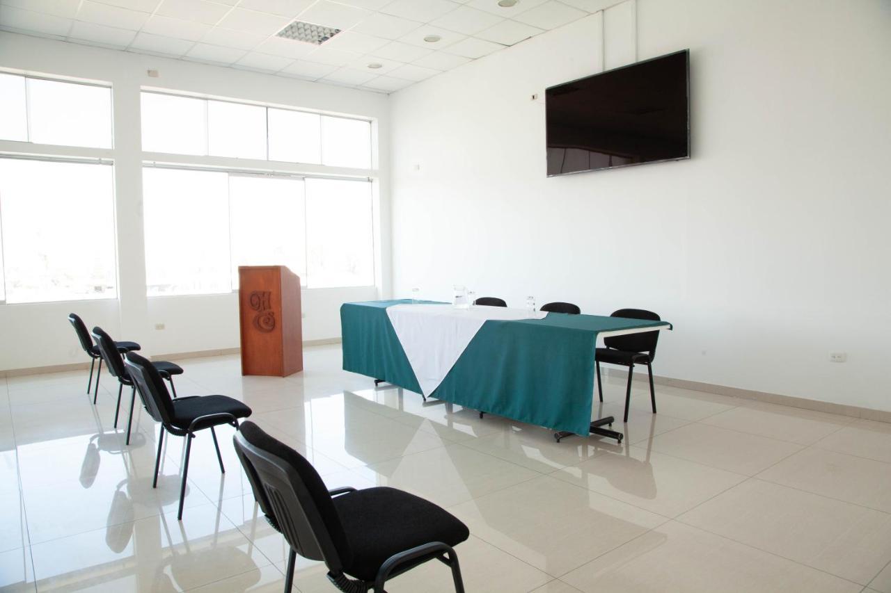 Holiday Suites Tacna Kültér fotó